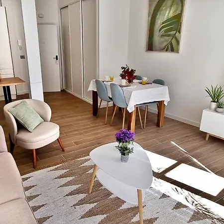 El Sireno De Vigo, Centrico, Amplio Y Acogedor Apartmán *