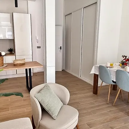 El Sireno De Vigo, Centrico, Amplio Y Acogedor Appartamento