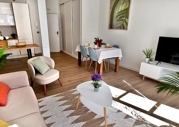 El Sireno De Vigo, Centrico, Amplio Y Acogedor Apartmán *