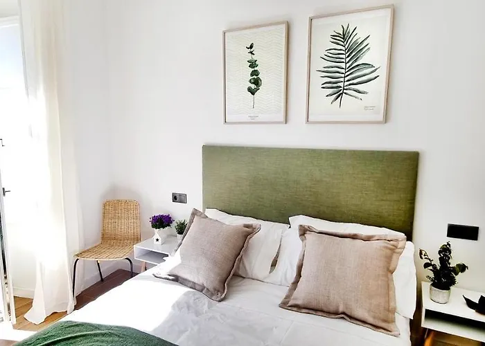 El Sireno De Vigo, Centrico, Amplio Y Acogedor Apartmán