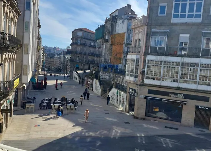 El Sireno De Vigo, Centrico, Amplio Y Acogedor Apartmán Vigo