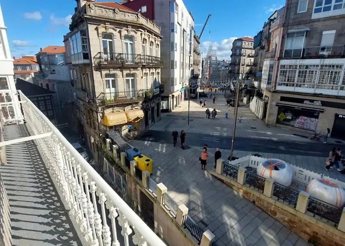 El Sireno De Vigo, Centrico, Amplio Y Acogedor Apartmán *
