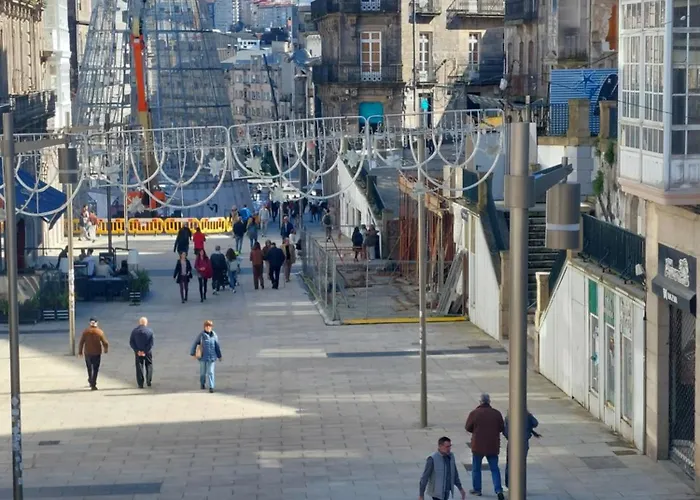 El Sireno De Vigo, Centrico, Amplio Y Acogedor Apartmán Vigo